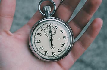 Od regálu až po dvere zákazníka: Prečo je organizácia skladu kľúčom k rýchlej doprave